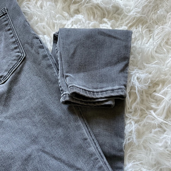 Athleta Sculptek Ultra Skinny Grey Wash Jeans - Picture 4 of 9